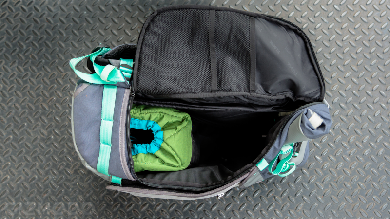 Illustration for article titled The Best Camera Bag Is One You Put Together Yourself